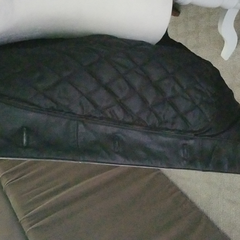 Gallery Brand | Genuine Lamb Black Leather Coat | Size Medium - Picture 6 of 7